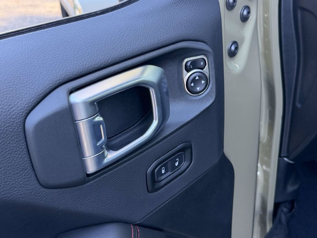 2027 Jeep Wrangler WRANGLER 4-DOOR RUBICON