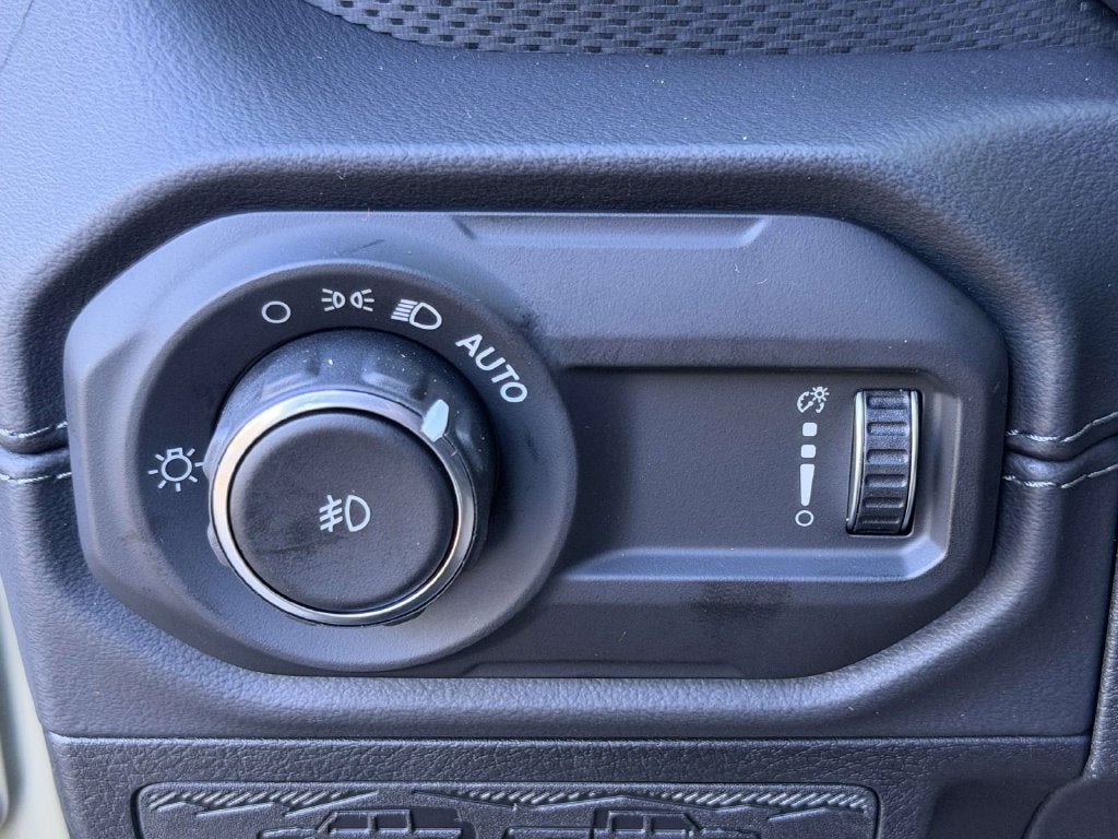 2027 Jeep Wrangler WRANGLER 4-DOOR RUBICON