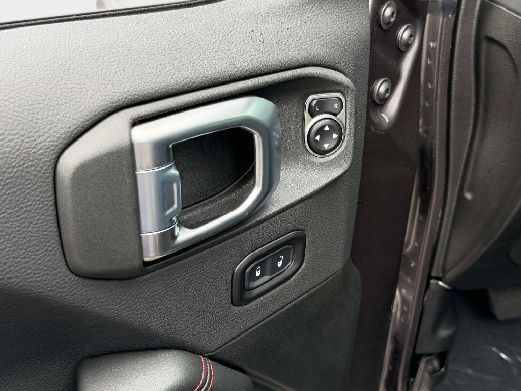 2027 Jeep Wrangler WRANGLER 4-DOOR RUBICON