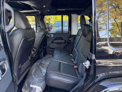 2027 Jeep Wrangler WRANGLER 4-DOOR RUBICON