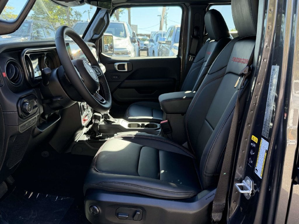 2027 Jeep Wrangler WRANGLER 4-DOOR RUBICON