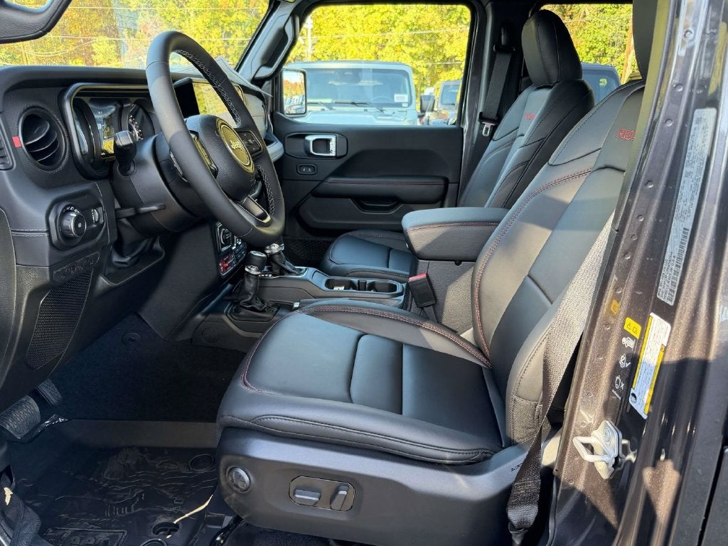 2027 Jeep Wrangler WRANGLER 4-DOOR RUBICON