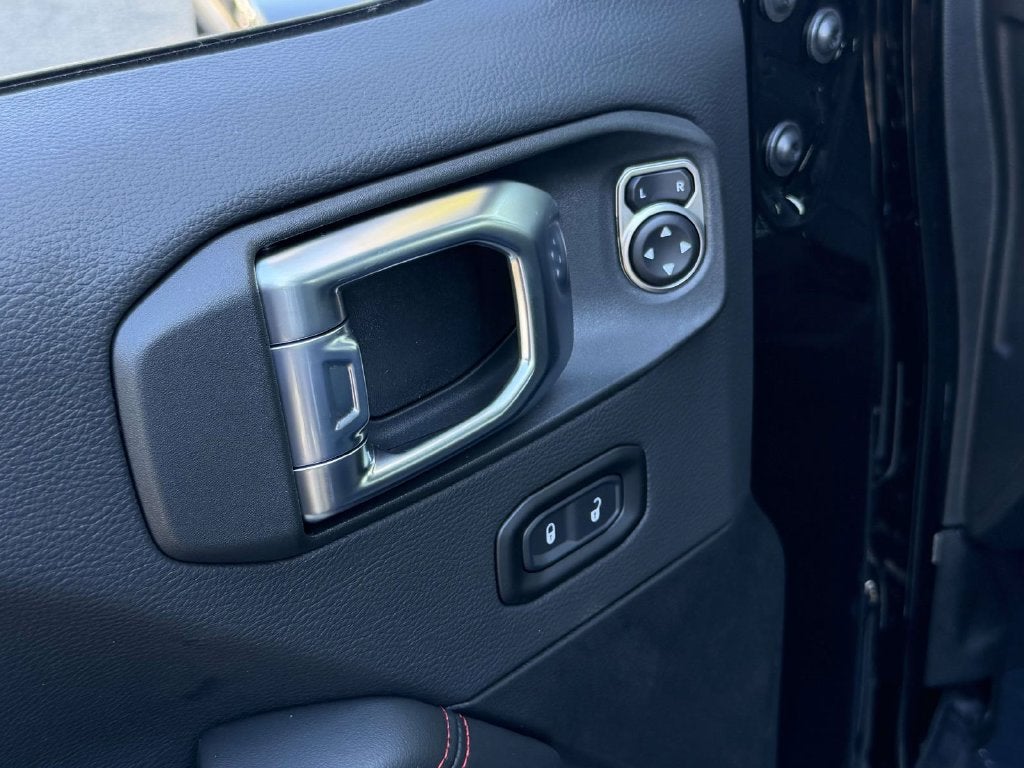 2027 Jeep Wrangler WRANGLER 4-DOOR RUBICON