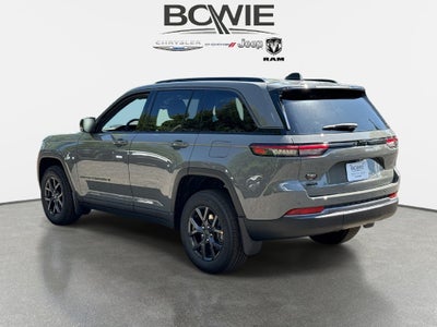 2027 Jeep Grand Cherokee GRAND CHEROKEE LAREDO ALTITUDE 4X4