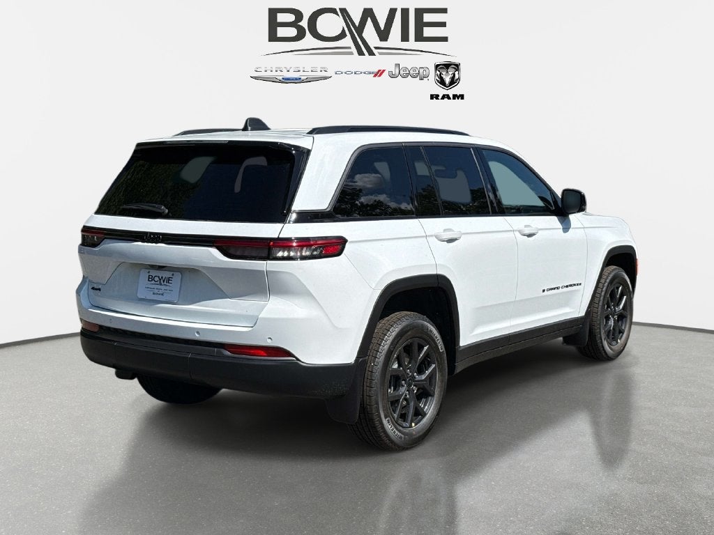 2027 Jeep Grand Cherokee GRAND CHEROKEE LAREDO ALTITUDE 4X4