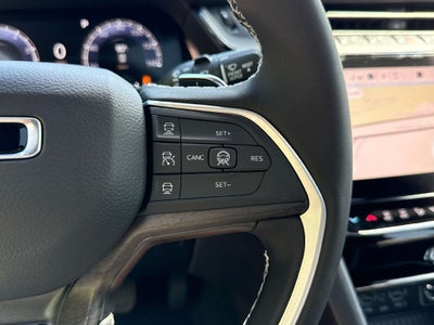 2027 Jeep Grand Cherokee GRAND CHEROKEE LAREDO ALTITUDE 4X4