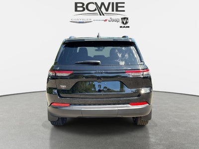 2027 Jeep Grand Cherokee GRAND CHEROKEE LAREDO ALTITUDE 4X4