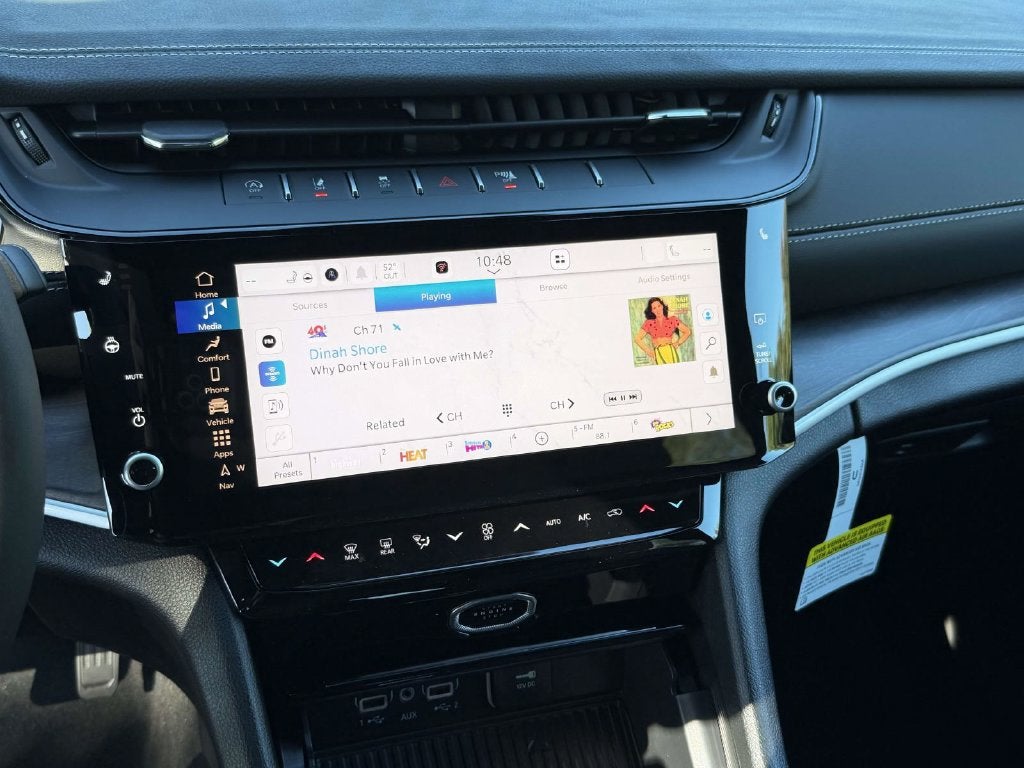 2027 Jeep Grand Cherokee GRAND CHEROKEE LIMITED 4X4