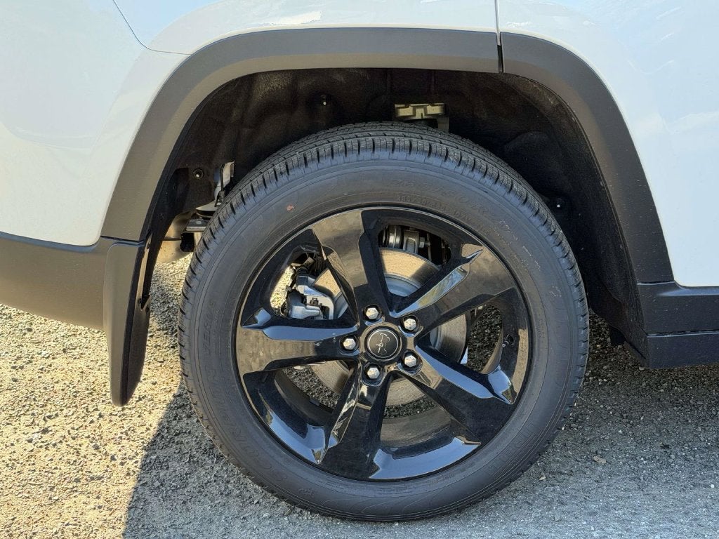 2027 Jeep Grand Cherokee GRAND CHEROKEE LIMITED 4X4