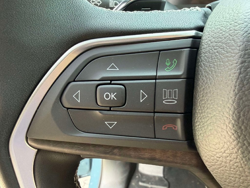 2027 Jeep Grand Cherokee GRAND CHEROKEE LIMITED 4X4