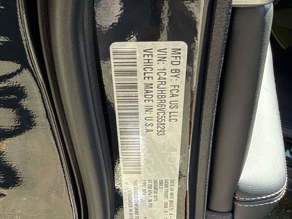 2027 Jeep Grand Cherokee GRAND CHEROKEE LIMITED 4X4