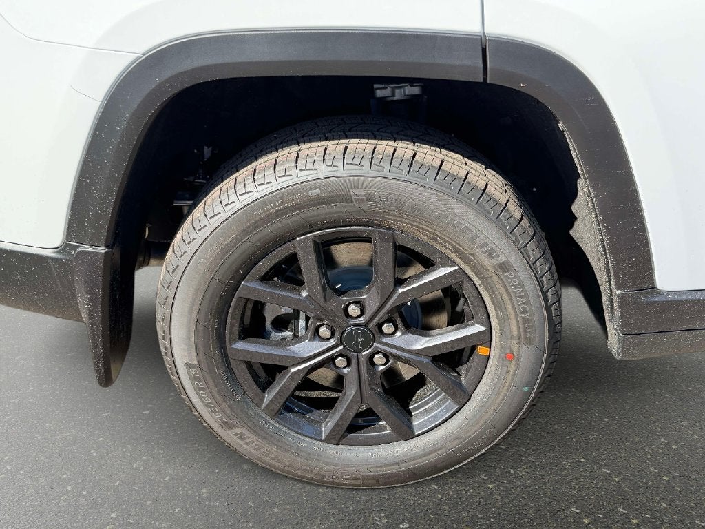 2027 Jeep Grand Cherokee GRAND CHEROKEE L LAREDO ALTITUDE 4X4