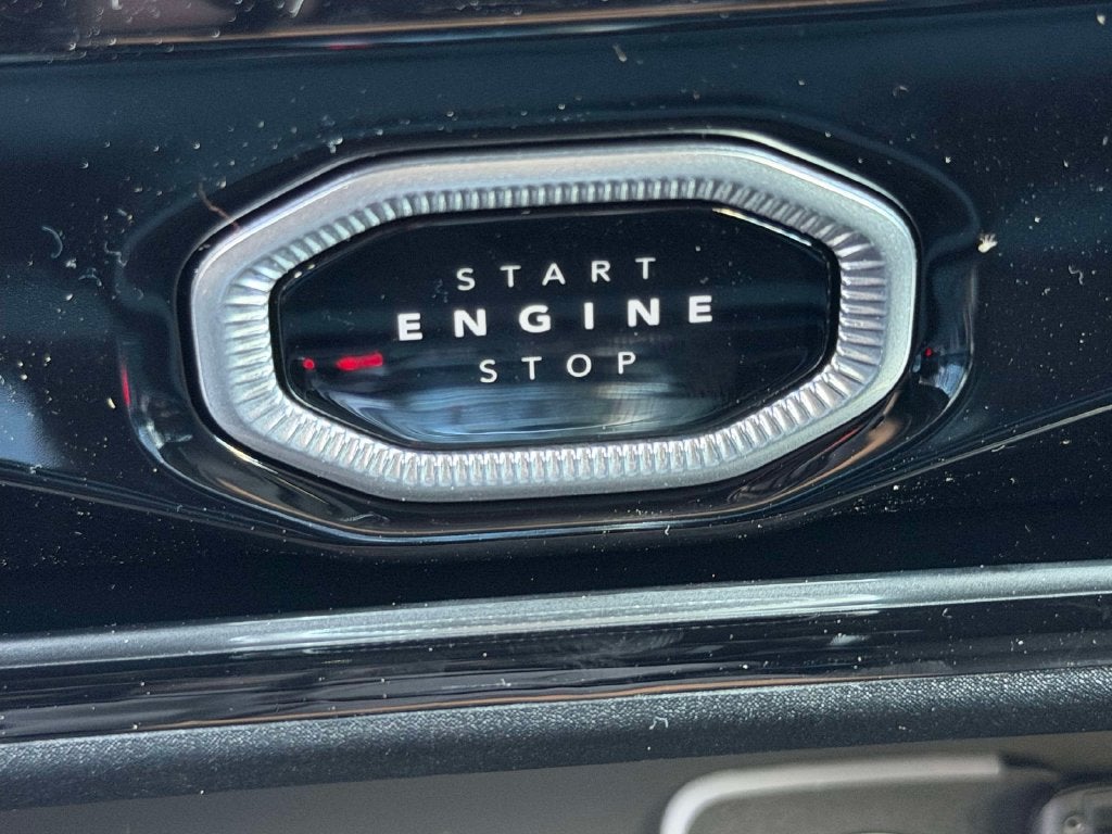 2027 Jeep Grand Cherokee GRAND CHEROKEE L LAREDO ALTITUDE 4X4