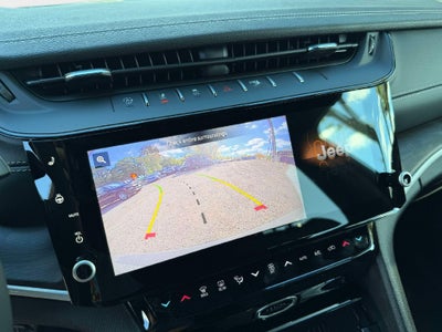 2027 Jeep Grand Cherokee GRAND CHEROKEE L LAREDO ALTITUDE 4X4