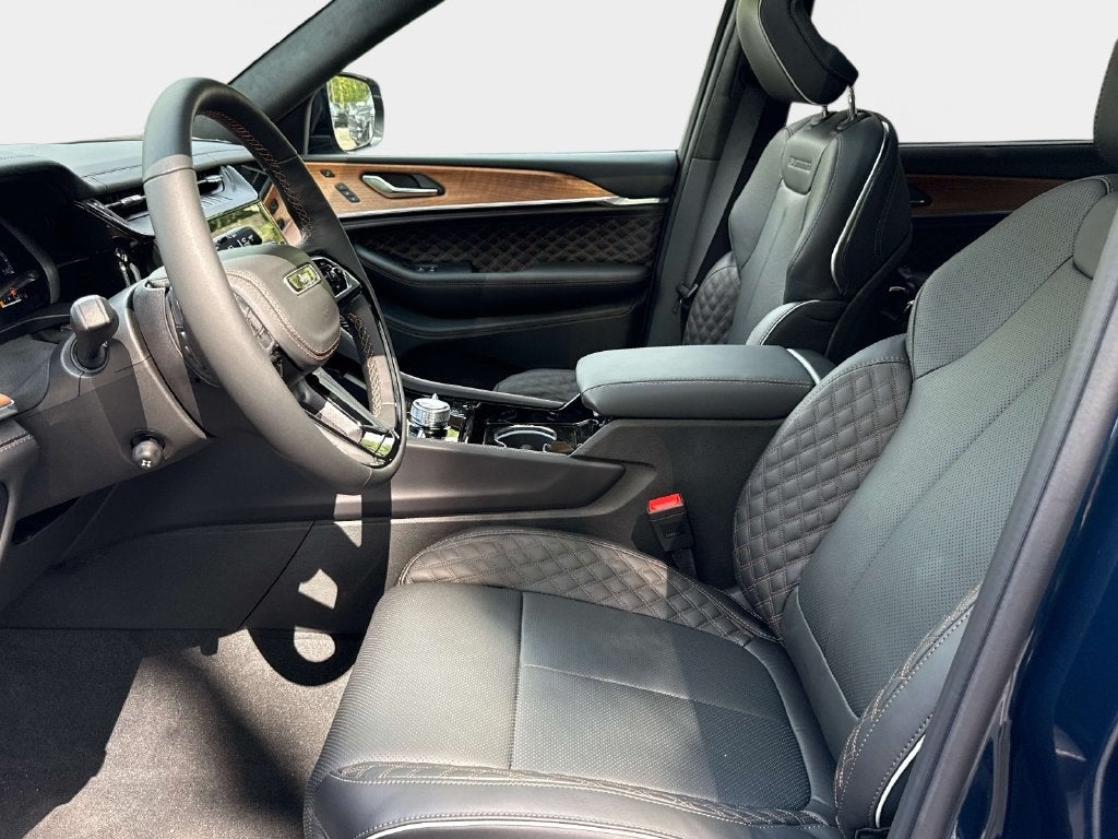 2027 Jeep Grand Cherokee GRAND CHEROKEE L SUMMIT 4X4