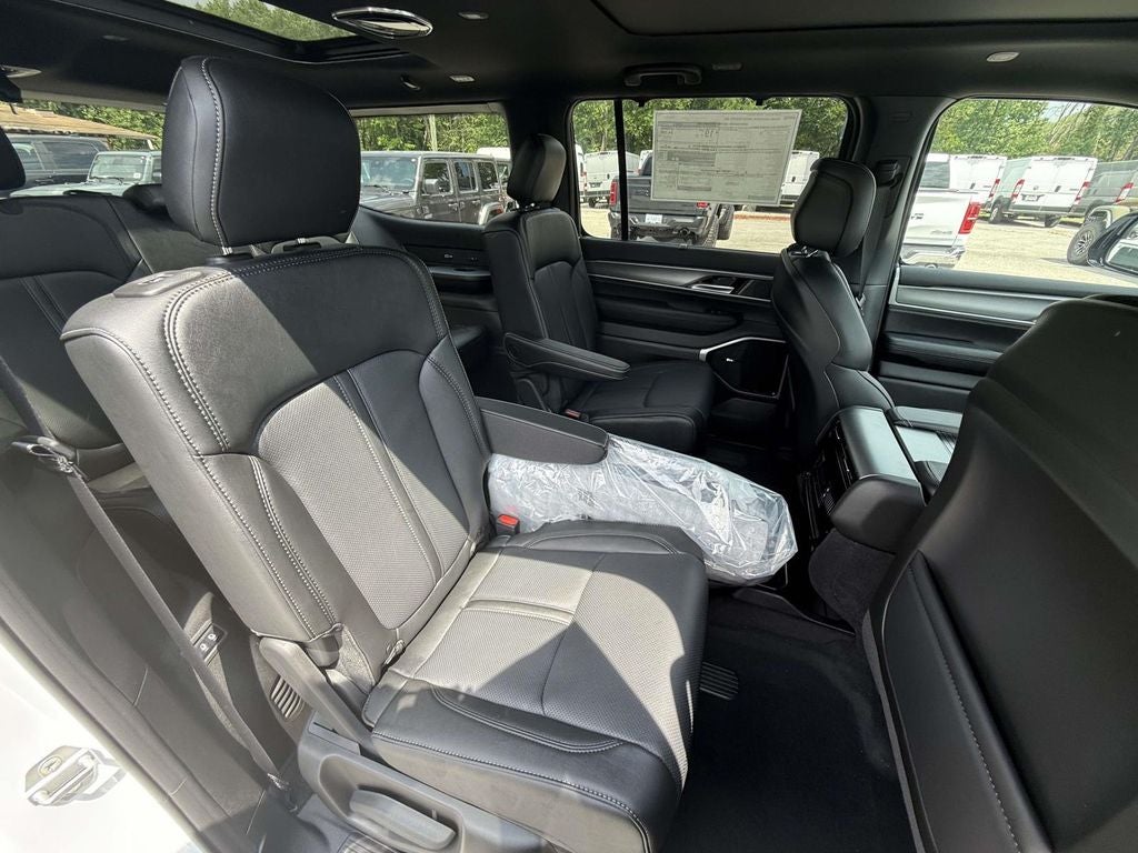 2026 Jeep Grand Wagoneer Limited Reserve 4x4