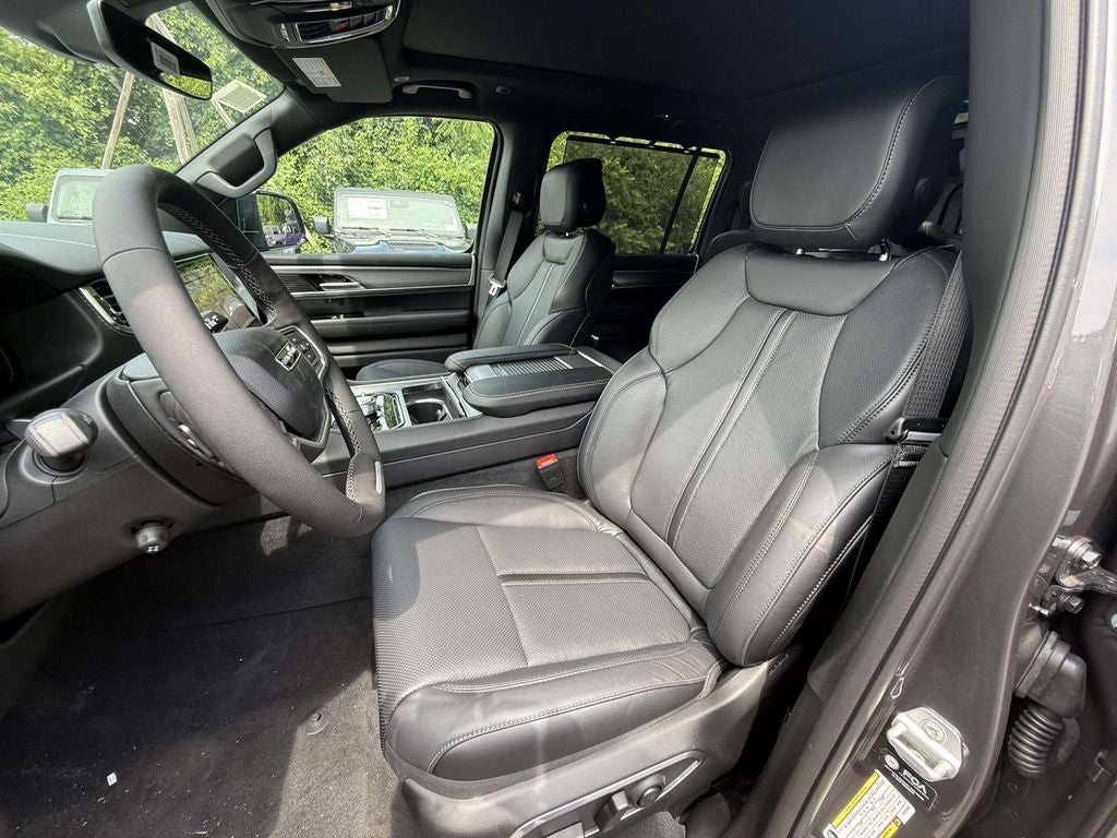 2026 Jeep Grand Wagoneer Limited Reserve 4x4