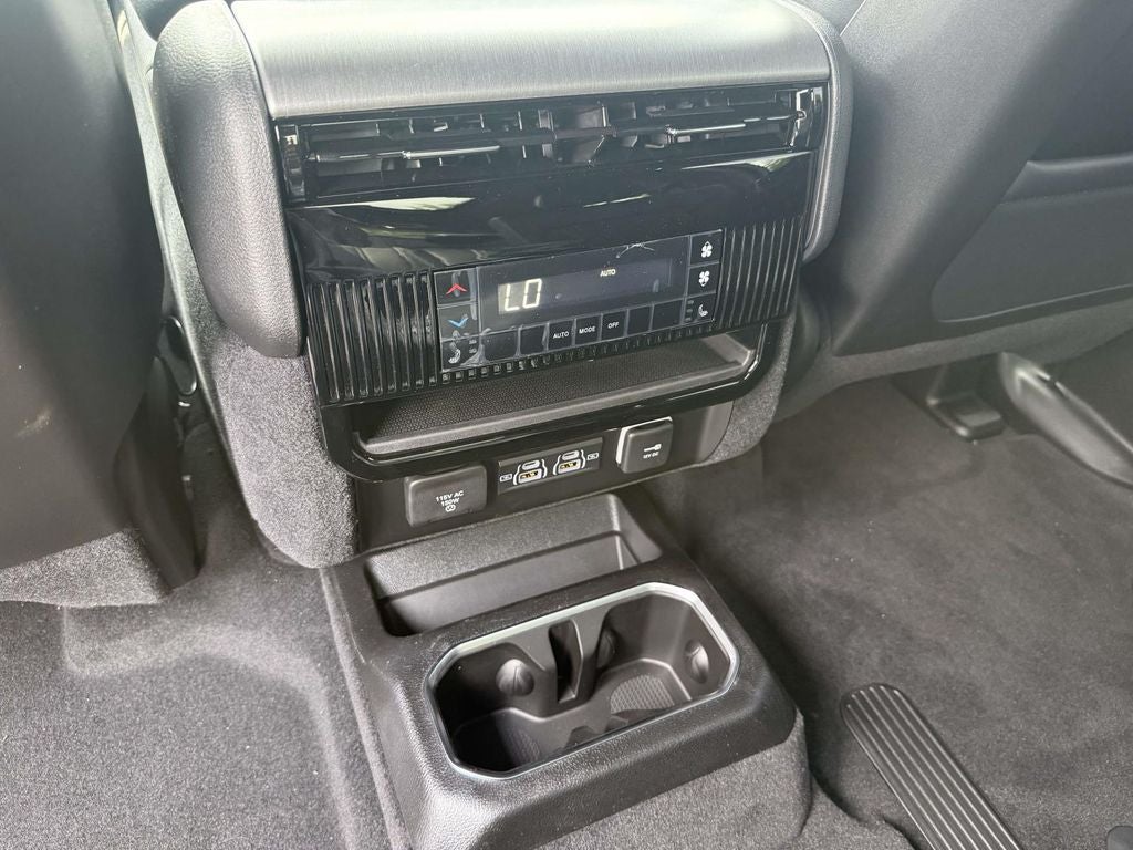 2026 Jeep Grand Wagoneer Limited Reserve 4x4