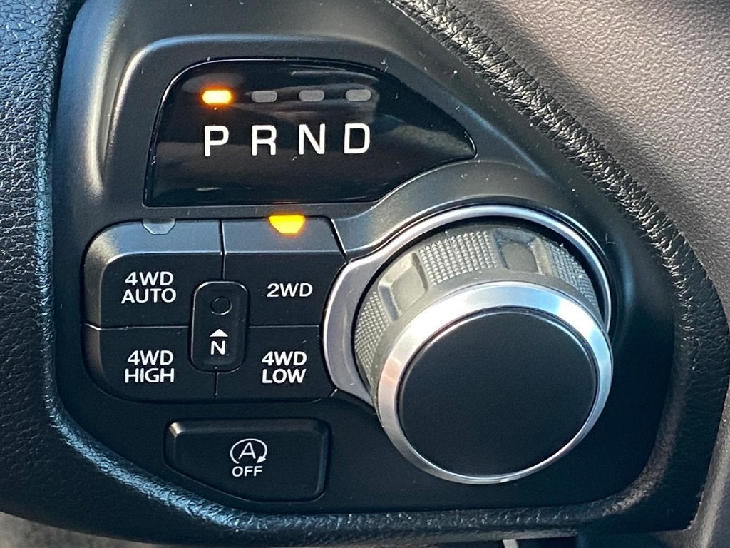 2019 RAM 1500 Big Horn/Lone Star Crew Cab 4x4 5'7' Box