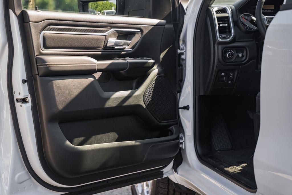 2026 RAM 1500 Big Horn Crew Cab 4x4 5'7' Box