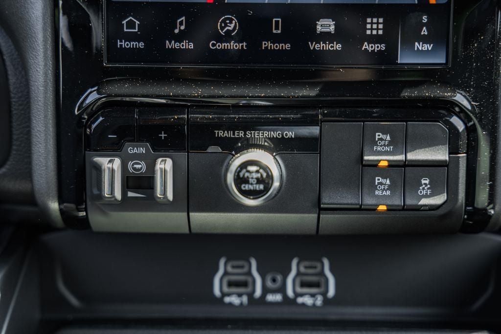 2026 RAM 1500 Big Horn Crew Cab 4x4 5'7' Box