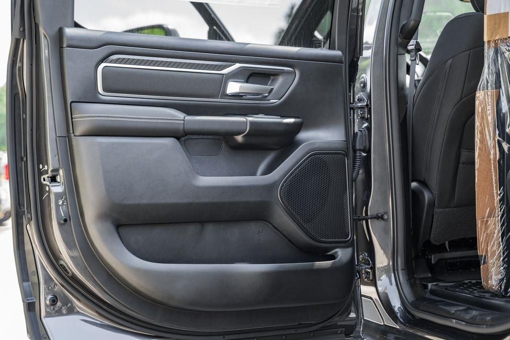 2026 RAM 1500 Big Horn Crew Cab 4x4 5'7' Box