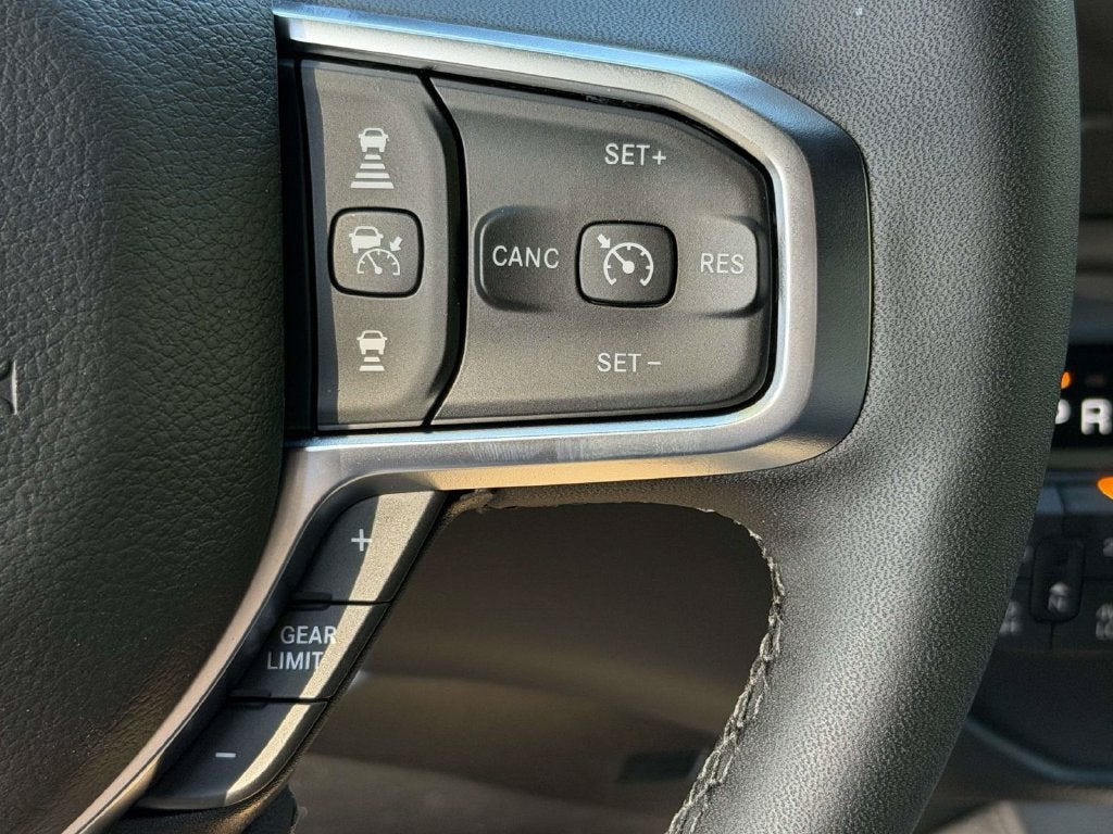 2027 RAM Ram 1500 RAM 1500 BIG HORN CREW CAB 4X4 5'7' BOX