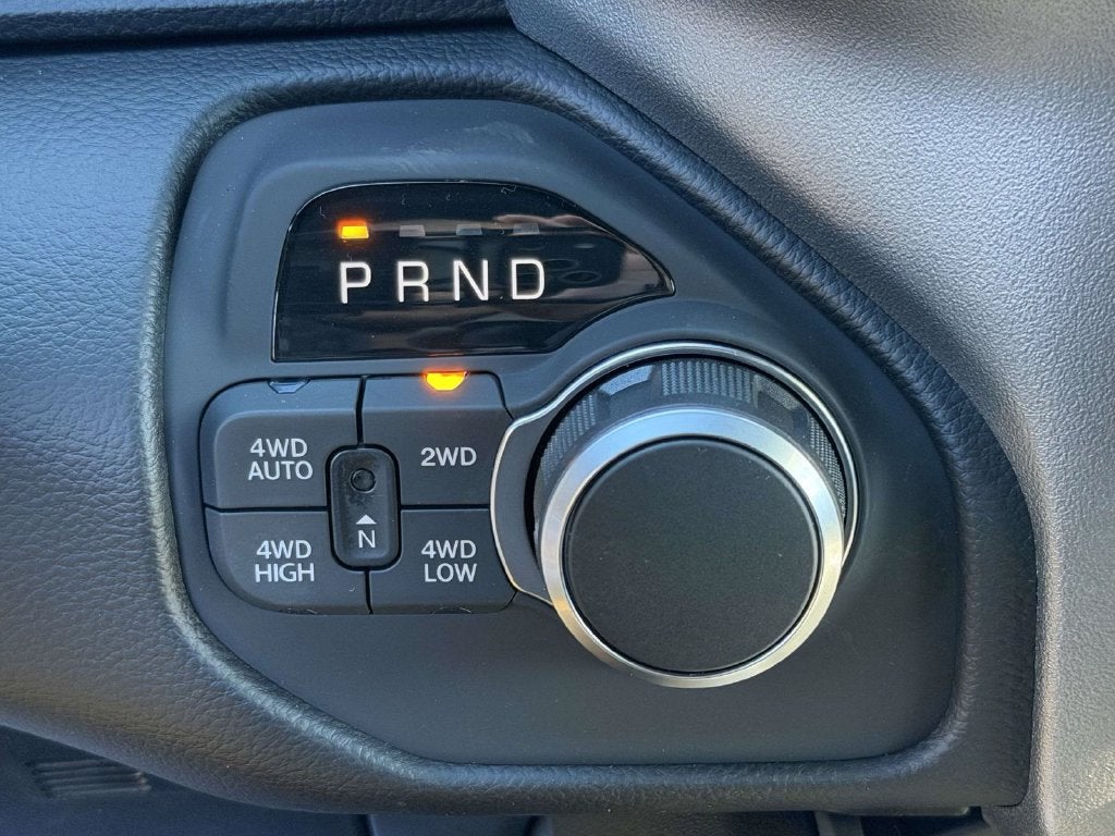 2027 RAM Ram 1500 RAM 1500 BIG HORN CREW CAB 4X4 5'7' BOX