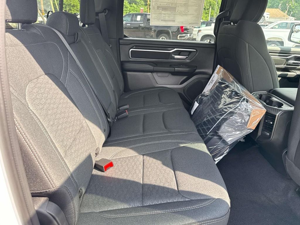 2026 RAM 1500 Big Horn Crew Cab 4x4 5'7' Box