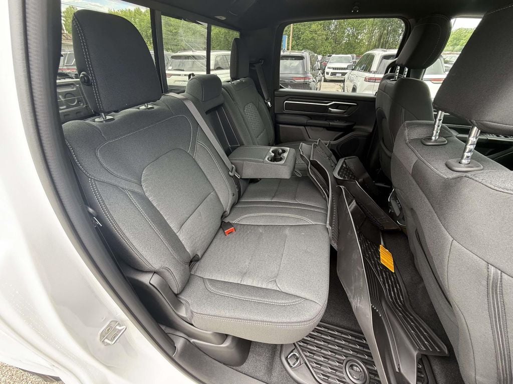 2026 RAM 1500 Big Horn Crew Cab 4x4 5'7' Box