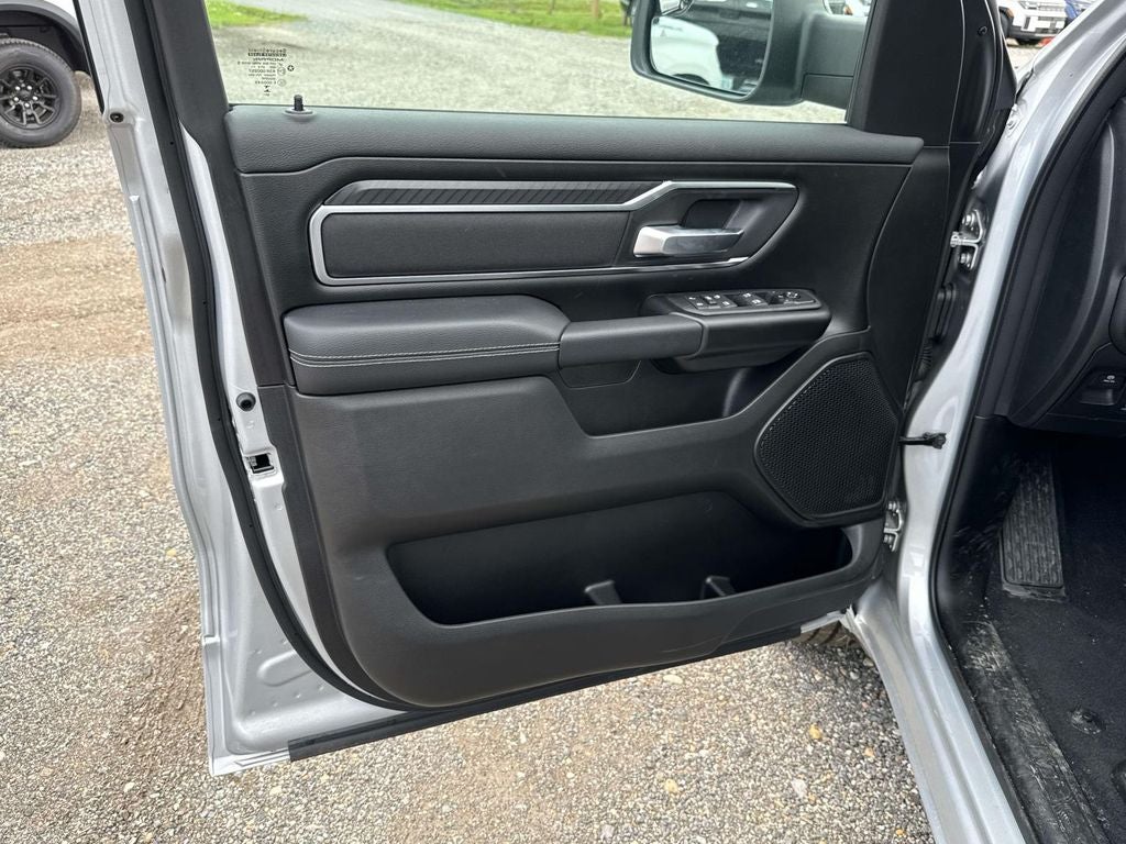 2026 RAM 1500 Big Horn Crew Cab 4x4 5'7' Box