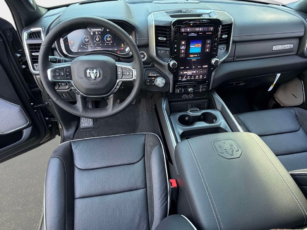 2027 RAM Ram 1500 RAM 1500 LARAMIE CREW CAB 4X4 5'7' BOX