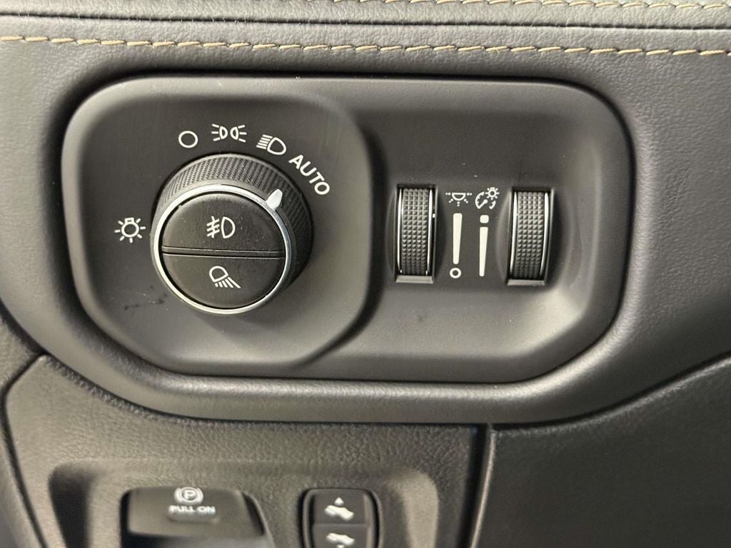 2026 RAM Ram 1500 RAM 1500 TUNGSTEN CREW CAB 4X4