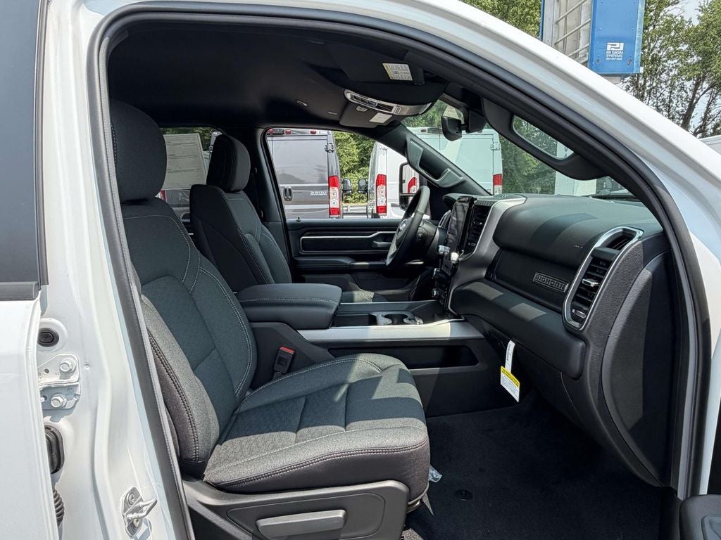 2026 RAM 1500 Big Horn Crew Cab 4x4 6'4' Box