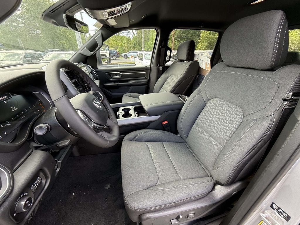 2026 RAM 1500 Big Horn Crew Cab 4x4 6'4' Box