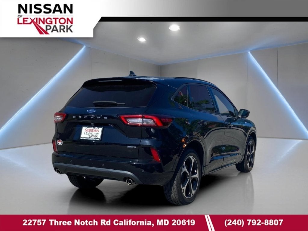 2023 Ford Escape ST-Line Elite