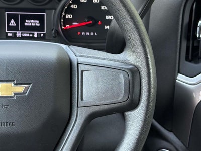 2026 Chevrolet Silverado 1500 4WD Crew Cab Short Bed Custom