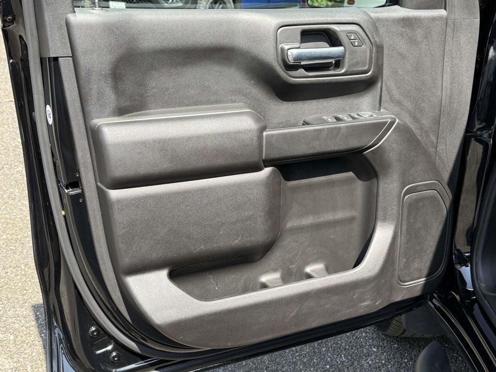 2026 Chevrolet Silverado 1500 4WD Crew Cab Short Bed Custom