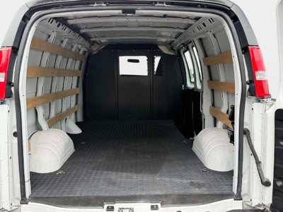 2025 Chevrolet Express Cargo RWD 2500 Regular Wheelbase WT