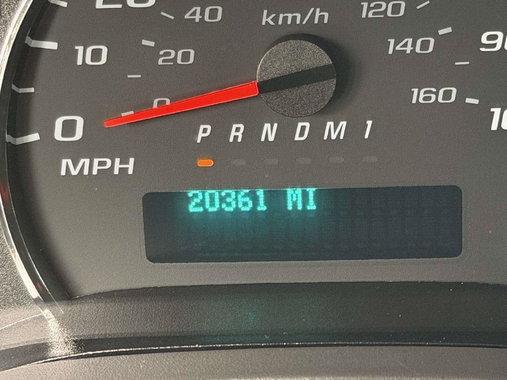 2025 Chevrolet Express Cargo RWD 2500 Regular Wheelbase WT