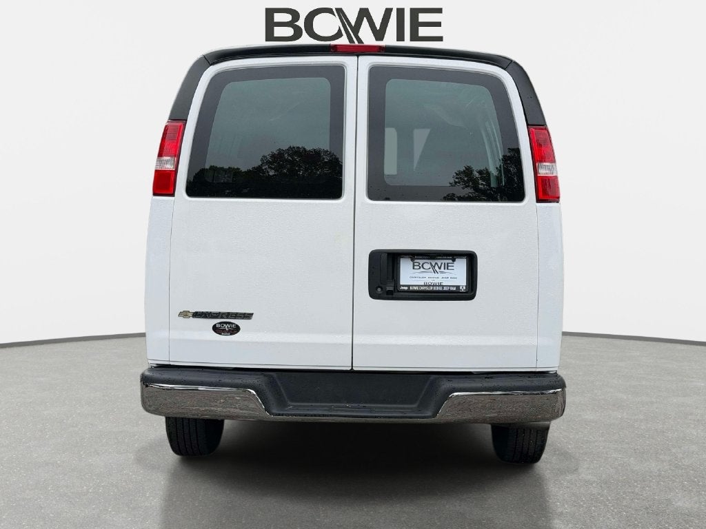2025 Chevrolet Express Cargo RWD 2500 Regular Wheelbase WT