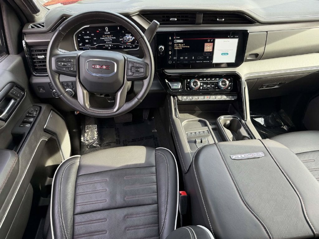 2025 GMC Sierra 2500HD 4WD Crew Cab Standard Bed AT4X