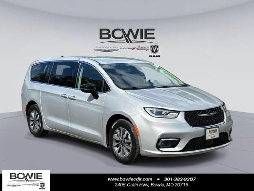 2024 Chrysler Pacifica Hybrid Select