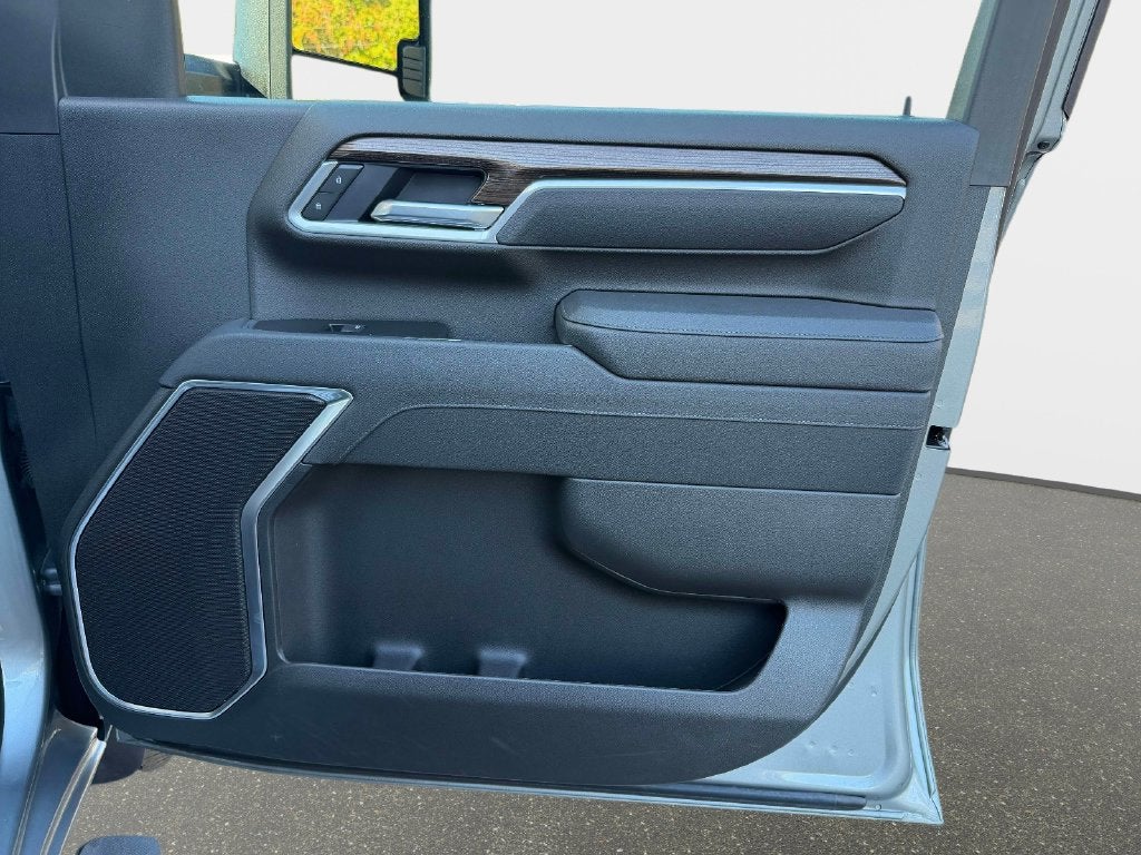 2026 Chevrolet Silverado 2500 HD Crew Cab, Standard Bed, LT, 4WD