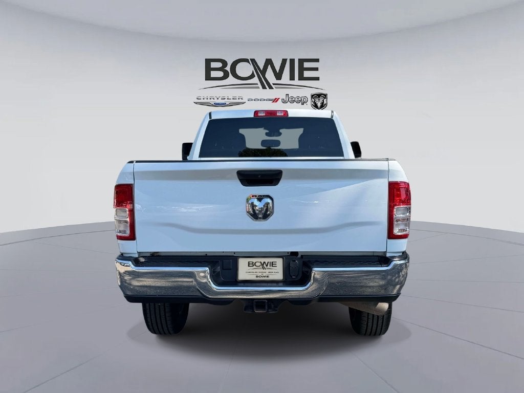 2024 RAM 3500 Big Horn Crew Cab 4x4 8' Box