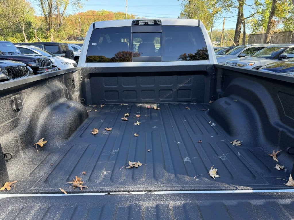 2027 RAM Ram 3500 RAM 3500 LIMITED MEGA CAB 4X4 6'4' BOX