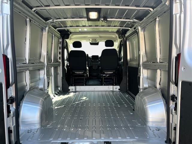 2025 RAM ProMaster 2500 Cargo Van SLT Low Roof 136' WB