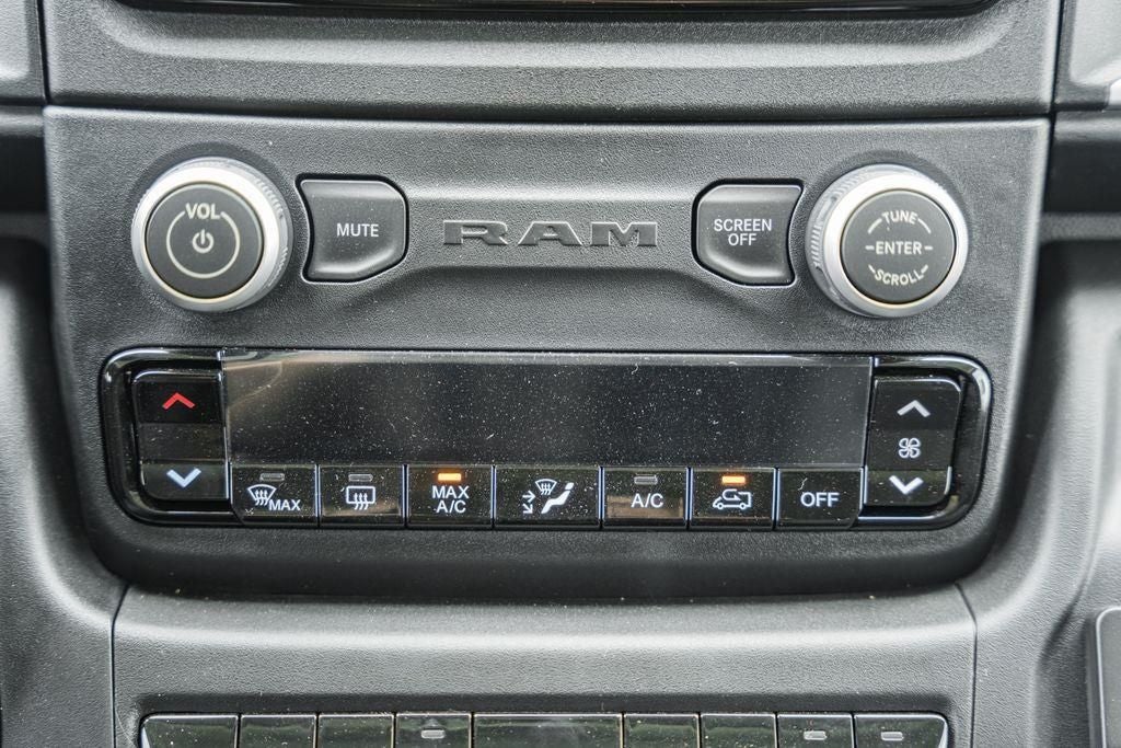 2025 RAM ProMaster 3500 Cargo Van SLT Low Roof 136' WB