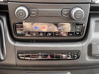 2025 RAM ProMaster 3500 Cargo Van SLT Low Roof 136' WB