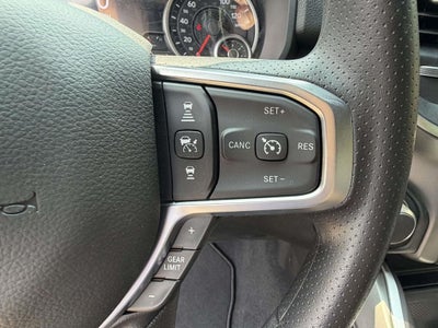 2026 RAM 1500 Express Crew Cab 4x4 5'7' Box